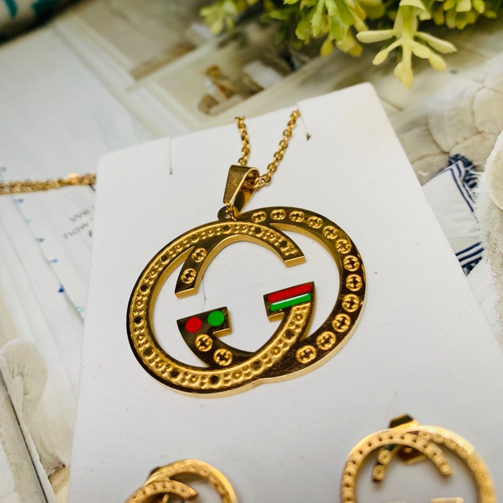 High End Gold Plated Set in Stainless Steel - Picture 5 of 8